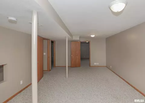 1110 17th Ave, Silvis, IL 61282 photo 27