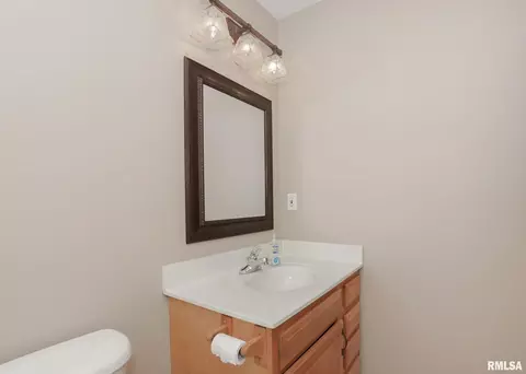 1110 17th Ave, Silvis, IL 61282 photo 13