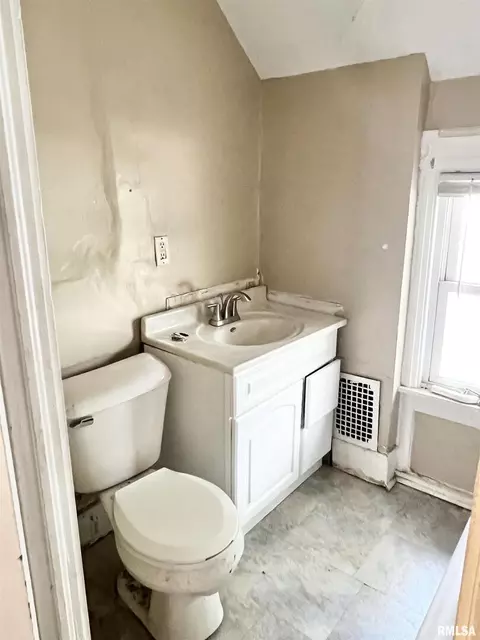1822 14th Ave, Moline, IL 61265 photo 32