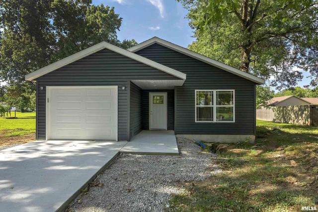 1819 W Adams St, Herrin, IL 62948