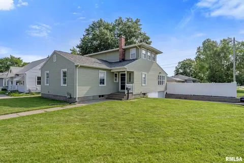 2856 7th St, East Moline, IL 61244
