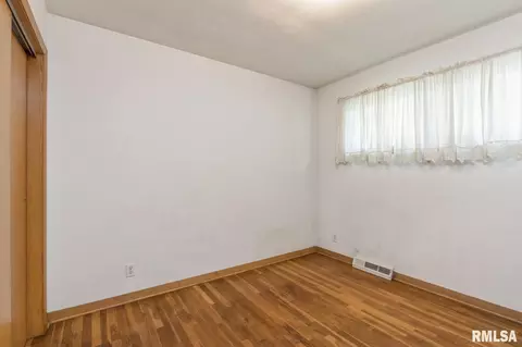 1603 4th Ave, Silvis, IL 61282 photo 7
