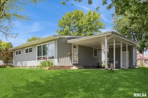 1603 4th Ave, Silvis, IL 61282