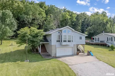 12328 78th Ave W, Andalusia, IL 61232
