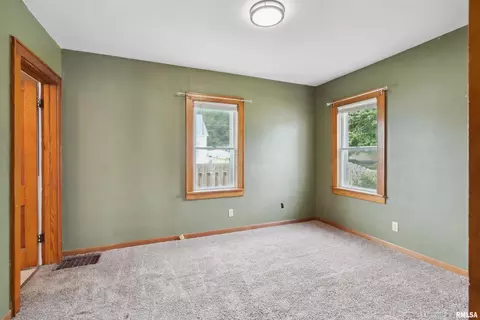 3621 26th St, Moline, IL 61265 photo 13