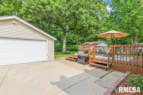 3819 15th St #B, Moline, IL 61265 photo 3