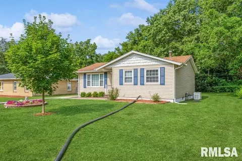 3819 15th St #B, Moline, IL 61265 photo 2