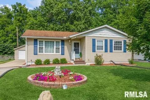 3819 15th St #B, Moline, IL 61265