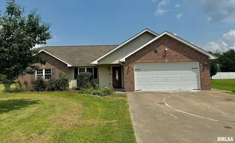 11188 Maggie Dr, Marion, IL 62959