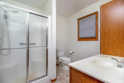 5335 19th Ave, Moline, IL 61265 photo 16