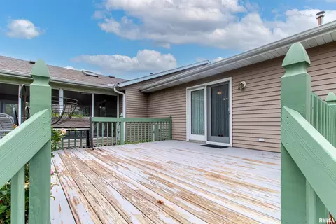 5335 19th Ave, Moline, IL 61265 photo 6