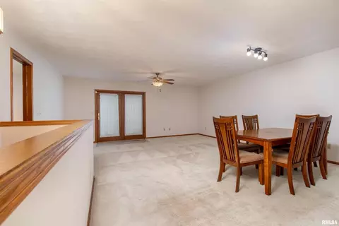 5335 19th Ave, Moline, IL 61265 photo 7