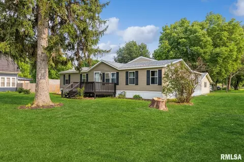 1204 Washington St, Keithsburg, IL 61442