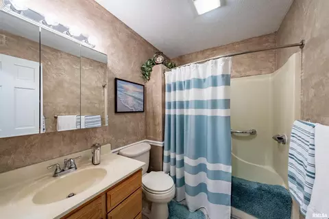 807 Aurora Ln, Marion, IL 62959 photo 14