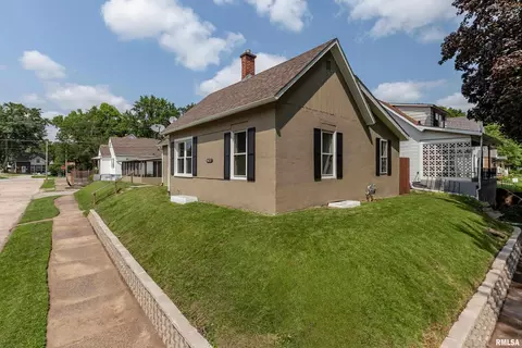 1632 18th St #A, Moline, IL 61265 photo 9