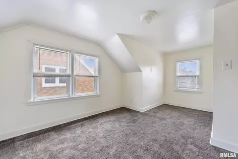1320 19th Ave, Moline, IL 61265 photo 9