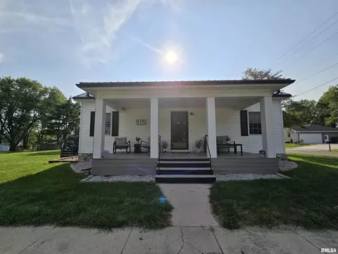 115 N Fulton St, Payson, IL 62360