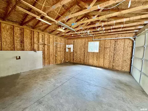 1004 13th St, Viola, IL 61486 photo 4