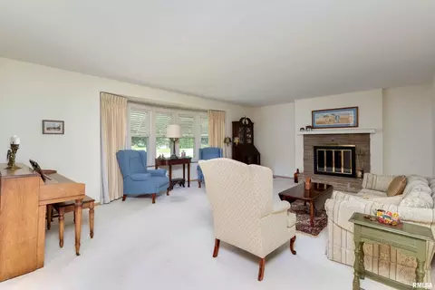 2808 26th St, Moline, IL 61265 photo 3