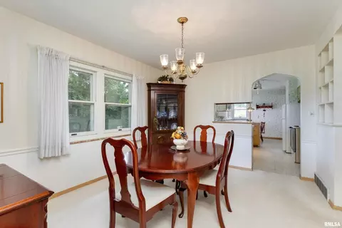 2808 26th St, Moline, IL 61265 photo 12