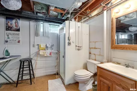 2808 26th St, Moline, IL 61265 photo 23