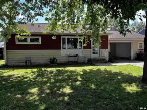 530 Green Ct, Colona, IL 61241