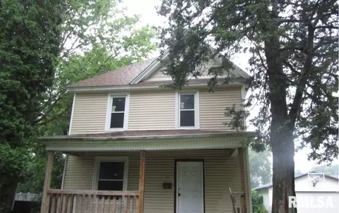 1110 Oneida St, Davenport, IA 52803