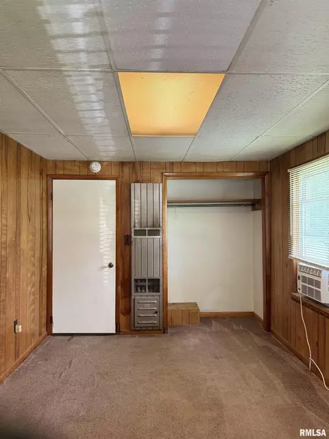 405 Oak St, Anna, IL 62906 photo 9