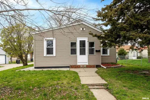 2226 43rd St, Rock Island, IL 61201