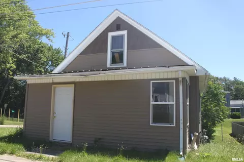 1601 44th St, Rock Island, IL 61201