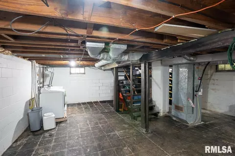 1312 3rd St #A, Moline, IL 61265 photo 30