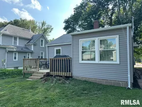 1312 3rd St #A, Moline, IL 61265 photo 7