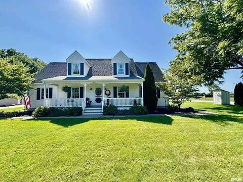 809 NW 3rd Ave, Aledo, IL 61231 photo 2