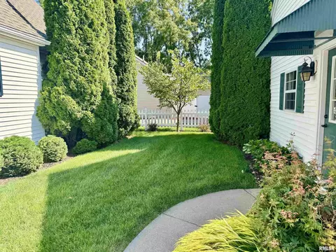 809 NW 3rd Ave, Aledo, IL 61231 photo 8