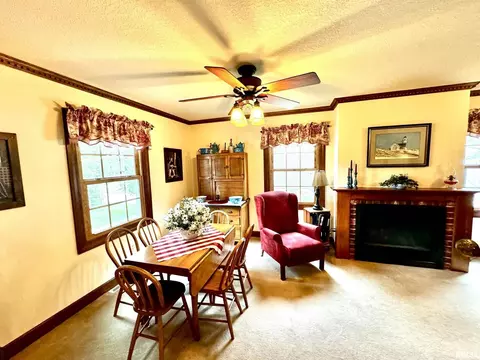 809 NW 3rd Ave, Aledo, IL 61231 photo 14