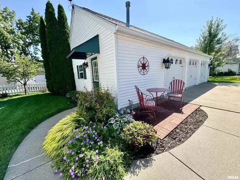 809 NW 3rd Ave, Aledo, IL 61231 photo 7