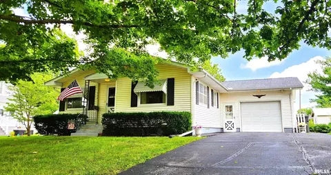 204 NW 3rd Ave, Aledo, IL 61231