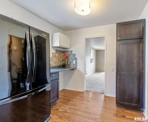 3717 13th Ave, Moline, IL 61265 photo 5