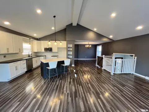809 David St, Kewanee, IL 61443 photo 5