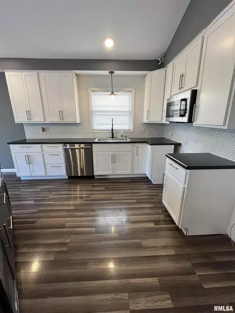 809 David St, Kewanee, IL 61443 photo 7