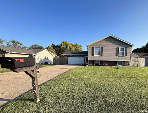 809 David St, Kewanee, IL 61443
