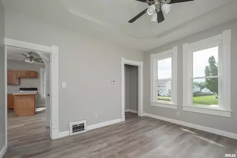833 20th Ave, Moline, IL 61265 photo 18