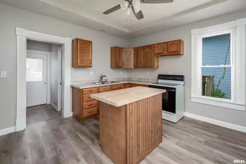 833 20th Ave, Moline, IL 61265 photo 8