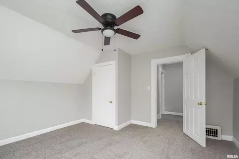 833 20th Ave, Moline, IL 61265 photo 24