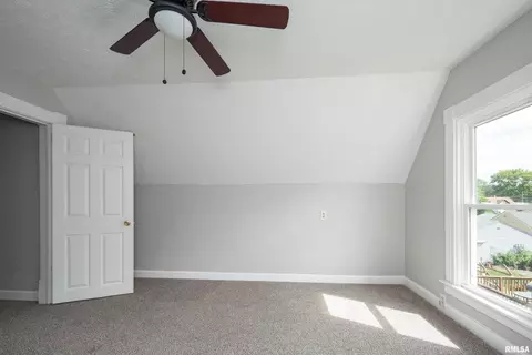 833 20th Ave, Moline, IL 61265 photo 25