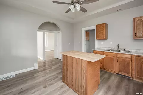 833 20th Ave, Moline, IL 61265 photo 11