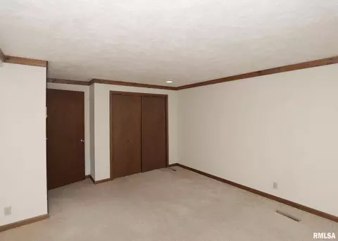 1717 41st St, Moline, IL 61265 photo 27
