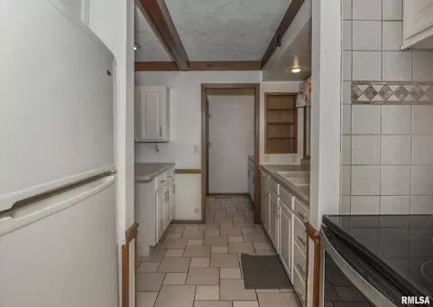 1717 41st St, Moline, IL 61265 photo 11