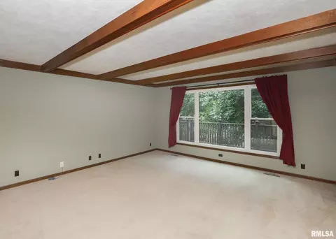 1717 41st St, Moline, IL 61265 photo 3