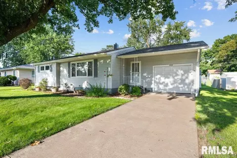 3719 N Lincoln Ave, Davenport, IA 52806